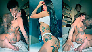 La artista brasileña Mirella MC en un tapon anal mamando
