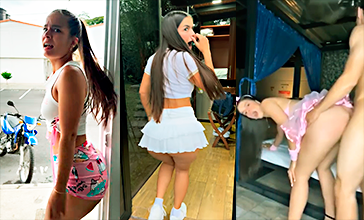La puta de Luznith Bolívar singando en varios videos xxx