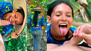 Chicas Campesinas porno Granjero infiel le chupa la polla al jefe para conseguir un teléfono celular nuevo