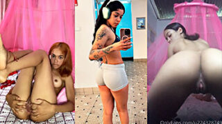 Melisa Porn Melisa dominicana bajo el mosquitero haciéndole una paja a su toto