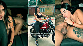Emily Pérez Porno La zorrita de Emily Pérez se come al conductor de Uber en sexo oral