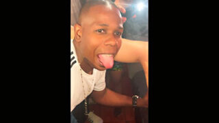 Fiesta porno Su Corillo Dominicana Le Gitan La Chupa Bien, A La Stripper