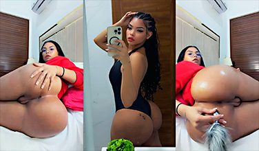 Dominicana Le Gusta Por El Chiquito Y Se Mete Un Plug Anal