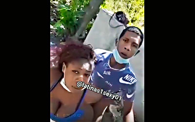 Dominicana Pillada Follando Con El Motorista Pidiendo Leche