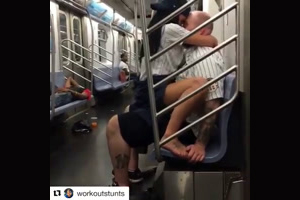 OMG En Pleno Tren Follando